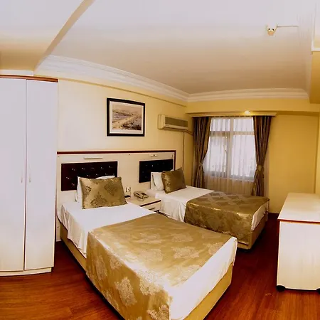 Tayhan Hotell
