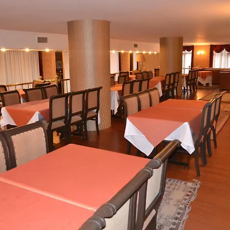 Tayhan Hotell