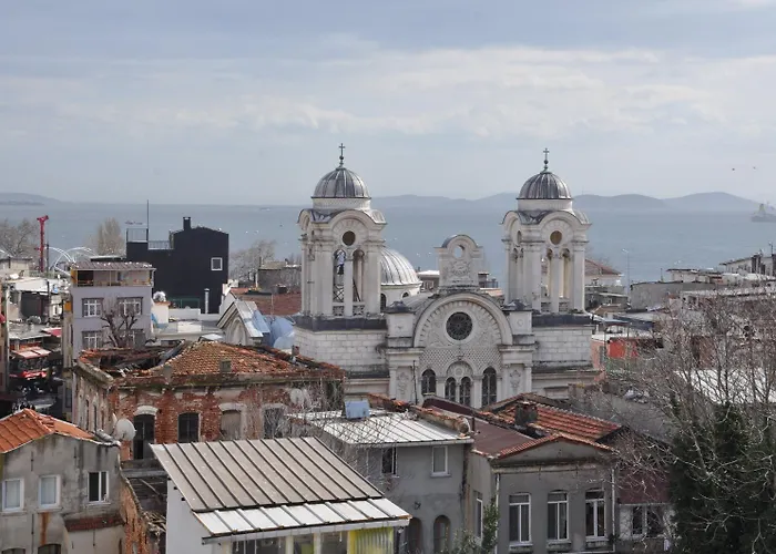 Отель Tayhan 3*